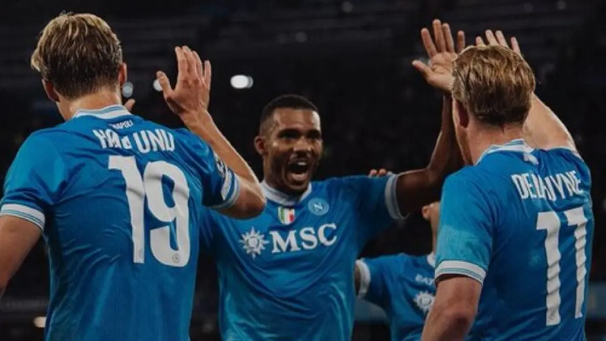 POIN PENUH: Napoli butuh poin untuk menjaga asa raih scudetto Serie A (Napoli)