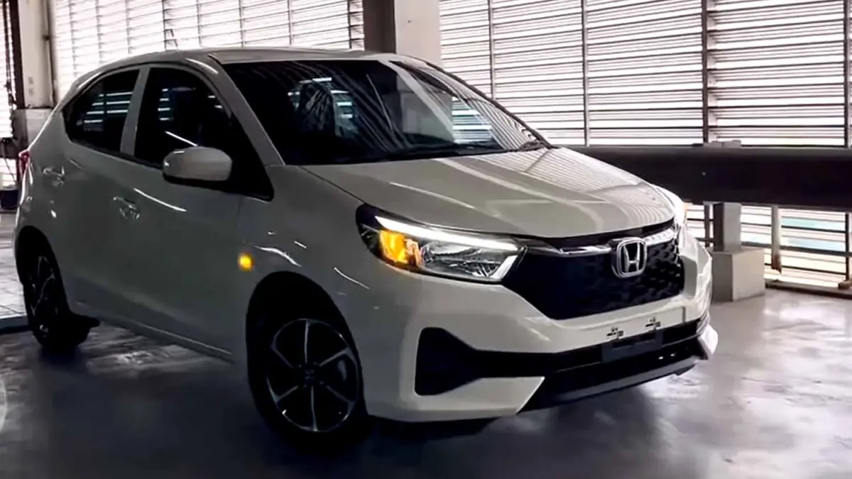 Tampilan Brio 2025 yang terlihat stylish dan masih jadi produk terlaris Honda.