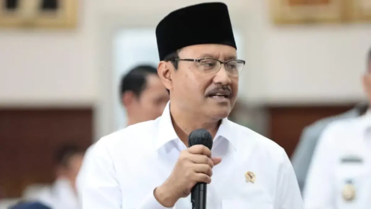 Menteri Sosial Saifullah Yusuf