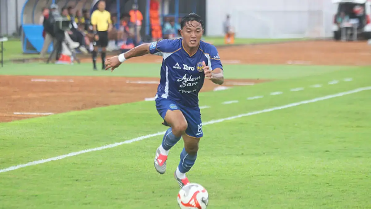 Pemain PSIM Jogja Raka Cahyana. (Guntur Aga/Radar Jogja)