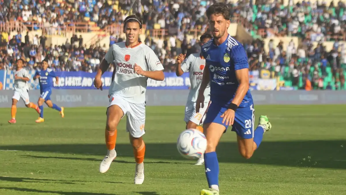 Pemain PSIM Jogja asal Spanyol Adrian Dalmau. (GUNTUR AGA/RADAR JOGJA)