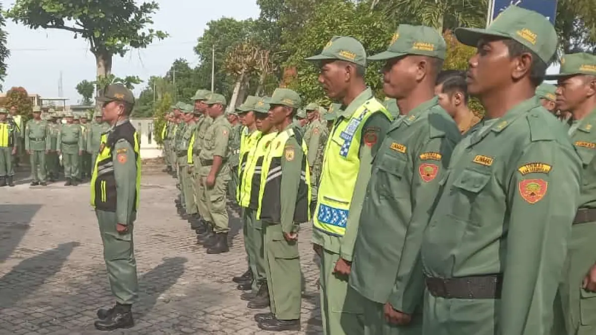 Ilustrasi apel kesiapsiagaan linmas di Kabupaten Sukoharjo. (Iwan Kawul/Radar Solo