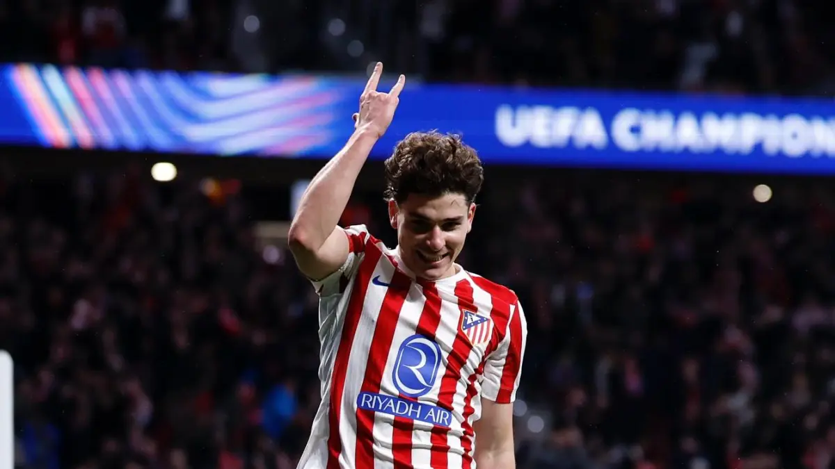 Selebrasi Julian Alvarez usai cetak gol ke gawang Tottenham di leg pertama babak 16 besar Liga Champions 2026.