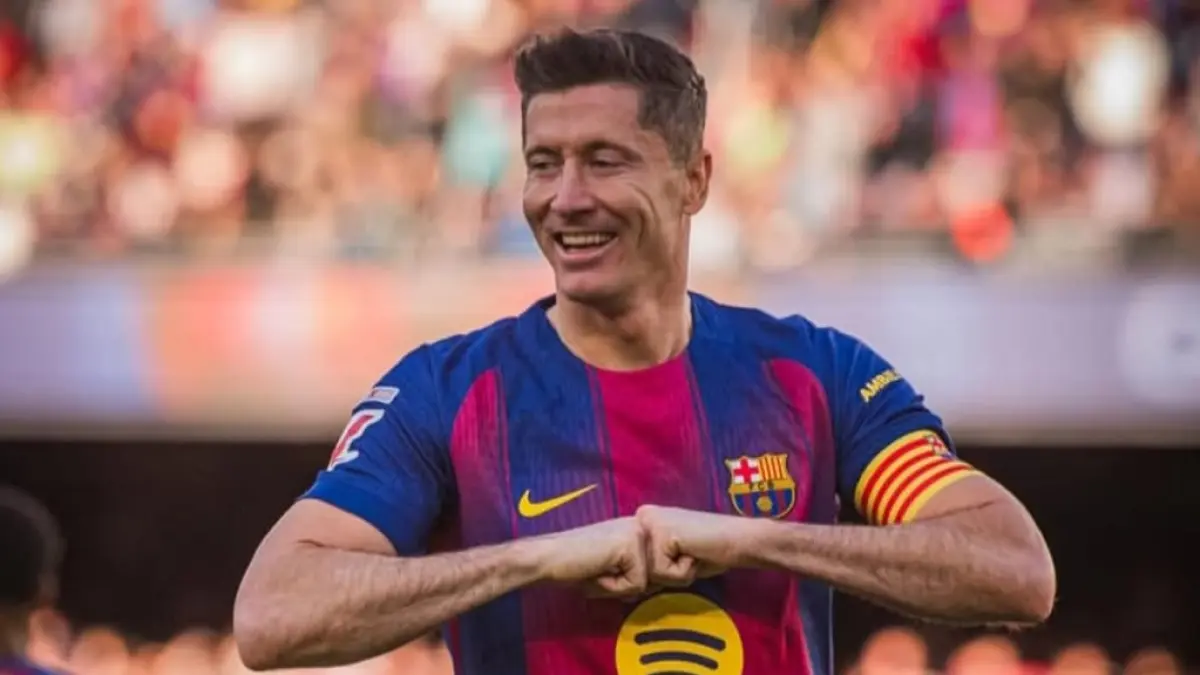 Barcelona diunggulkan berkat momentum positif, tapi Atlético siap memberi perlawanan. Ini prediksinya.