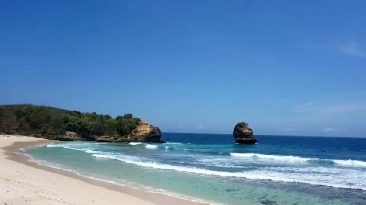Pantai Blitar