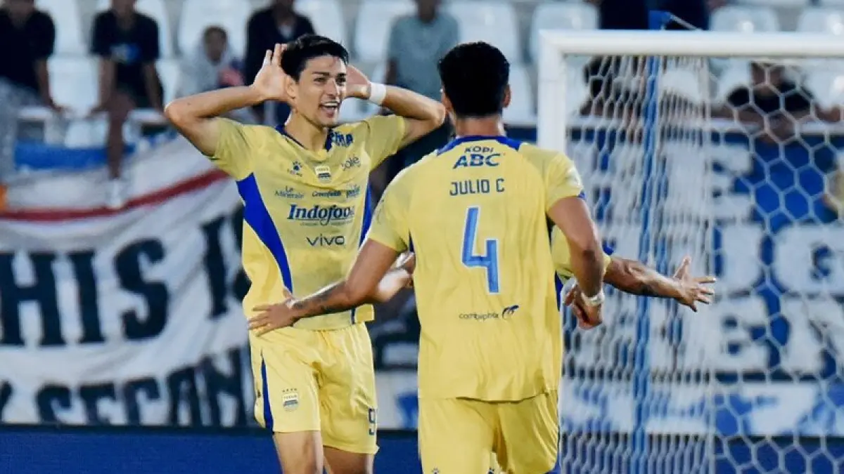TARGET POIN: Krisis dipertahanan tidak membuat Persib kendor target poin saat bersua Semen Padang (Persib)