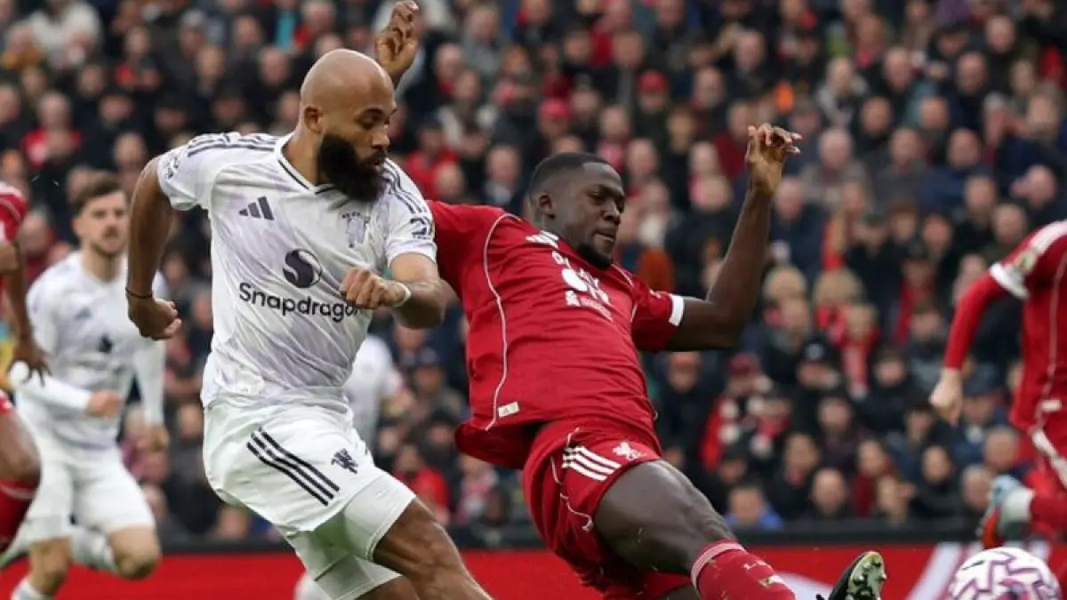 PELUANG KE EROPA: Manchester United terus mengintip peluang bermain di Liga Champions musim depan (Manchester United)