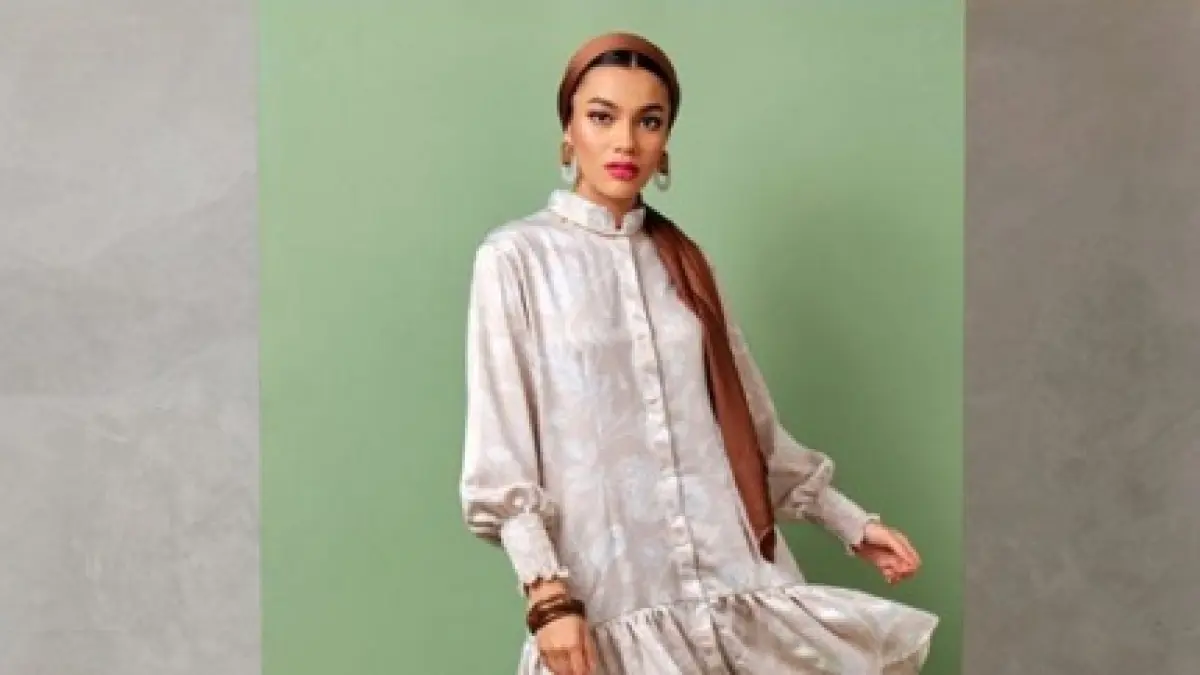 Ilustrasi baju dengan warna kalem yang menawan. (BLIBLI)
