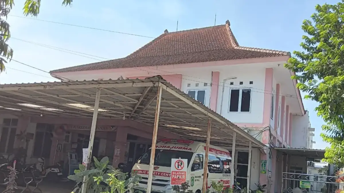 LAYANAN KESEHATAN: Kapasitas di Puskesmas Kepanjen sangat terbatas, sehingga diperlukan perluasan. Hal itu dibutuhkan karena kunjungan pasien mencapai 150-200 orang per hari. 