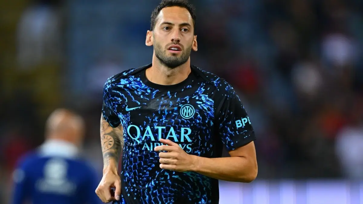 Hakan Calhanoglu