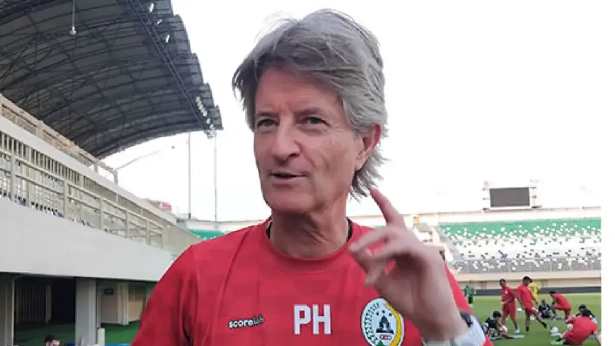 Pelatih PSS Sleman Pieter Huistra. (Rizky Wahyu/Radar Jogja)
