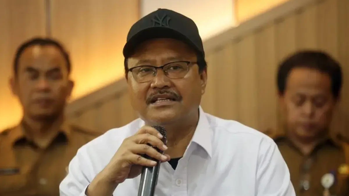Menteri Sosial Saifullah Yusuf