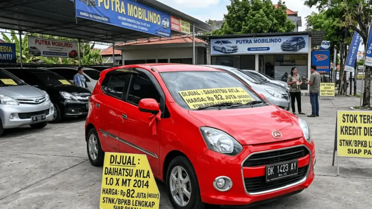 Mobil Rp80 Jutaan Masih Ada! Daihatsu Ayla Bekas 2014 Ini Jadi Solusi Murah di Tengah Harga Mobil Mahal