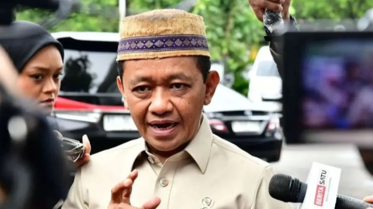Menteri ESDM Bahlil Lahadalia memastikan ketersediaan stok BBM subsidi.