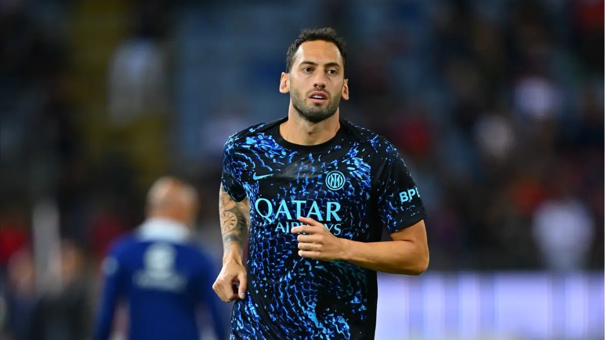 Hakan Calhanoglu